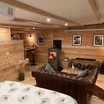 Bien Belge Avec Cinema Et Jacuzzi * Lasne
