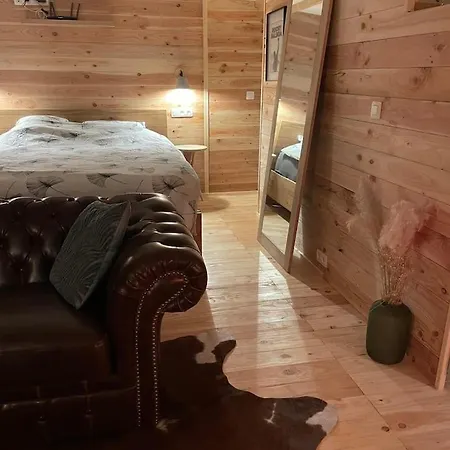 Bien Belge Avec Cinema Et Jacuzzi ロッジ