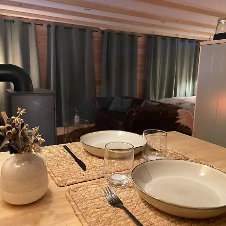 Bien Belge Avec Cinema Et Jacuzzi ロッジ Lasne